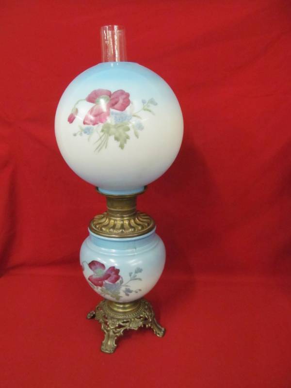 lot 86 image: A Royal oil lamp