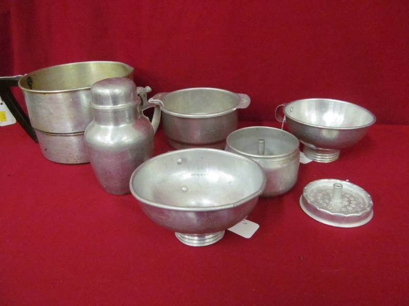 lot 144 image: Aluminum pieces