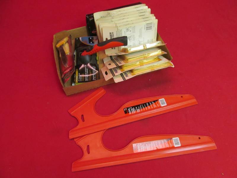 lot 8 image: paint supplies