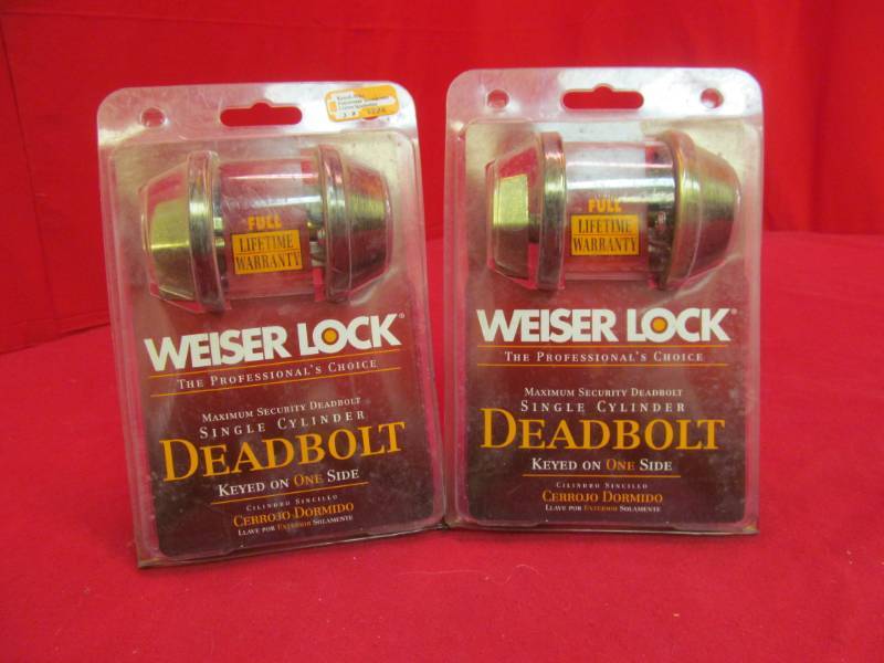 lot 20 image: Weiser locks