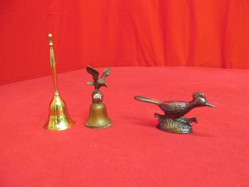 lot 50 image: collectables