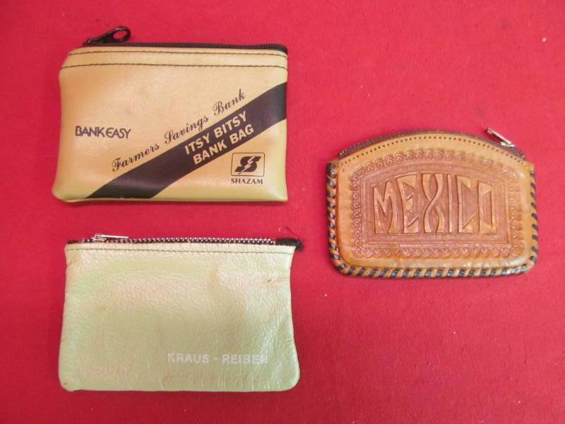 lot 86 image: coin purse