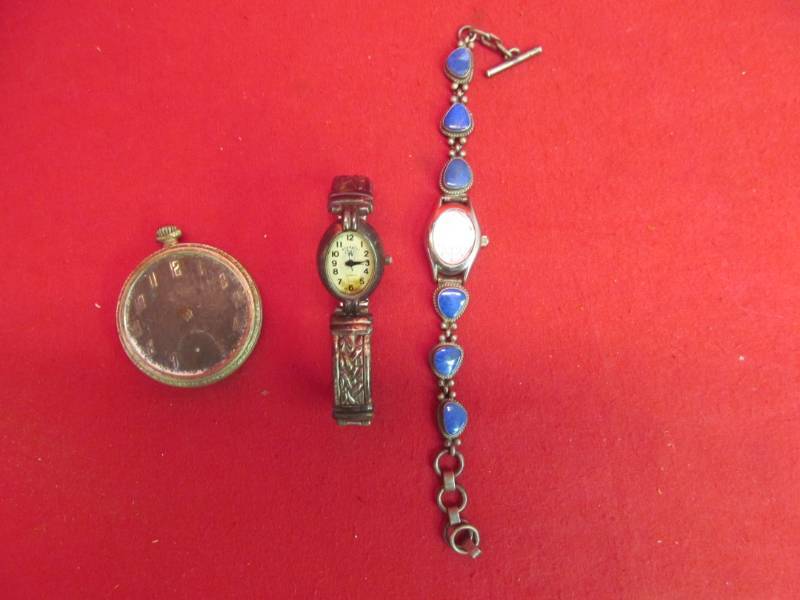 lot 114 image: vintage watches