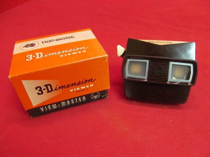 lot 121 image: vintage view master