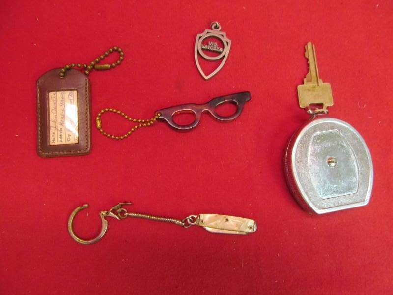 lot 134 image: vintage key chains