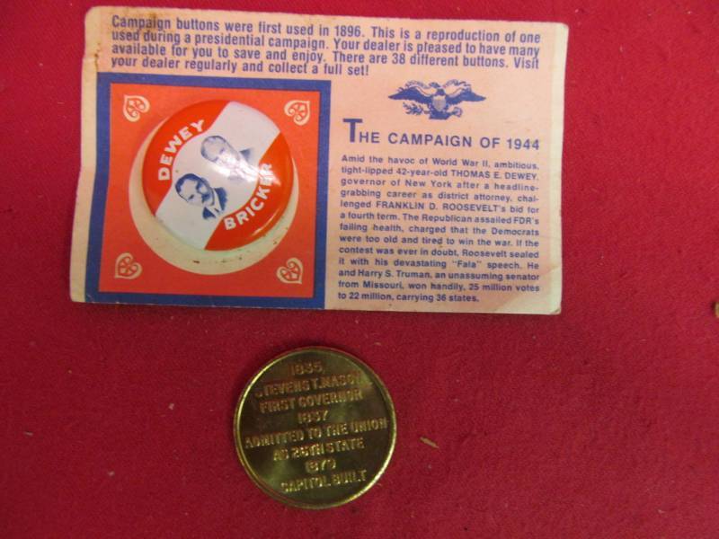 lot 158 image: vintage political items