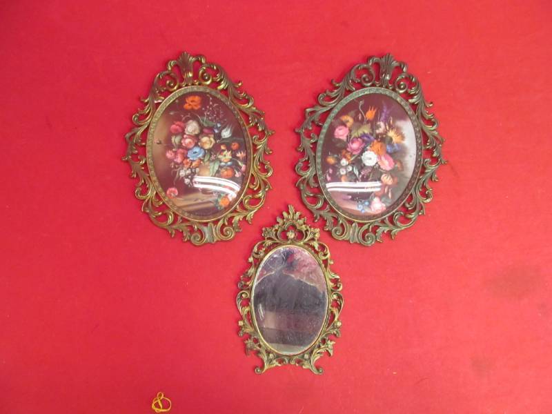 lot 171 image: vintage dcor