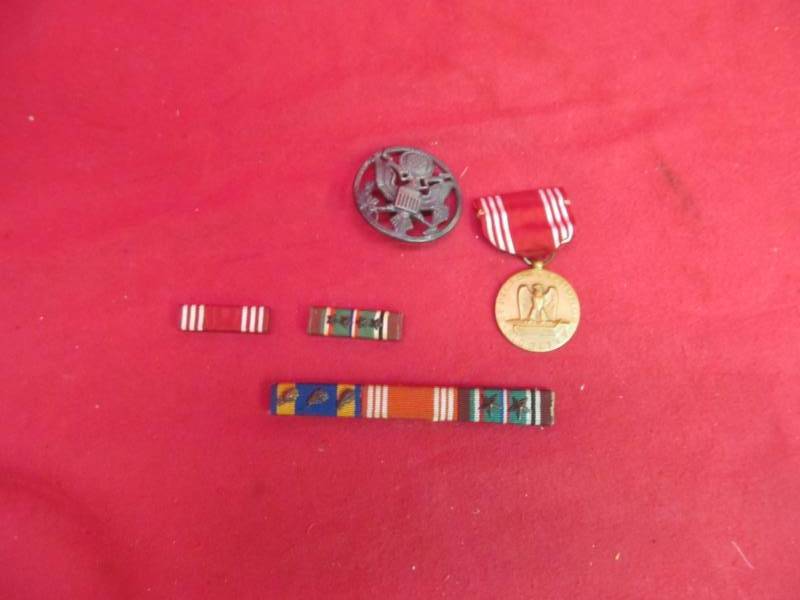 lot 162 image: vintage military ribbons and awards
