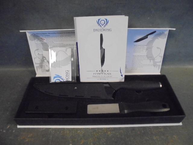 lot 56 image: Infinity Blade Knife