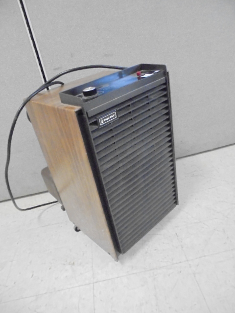 lot 77 image: Dehumidifier