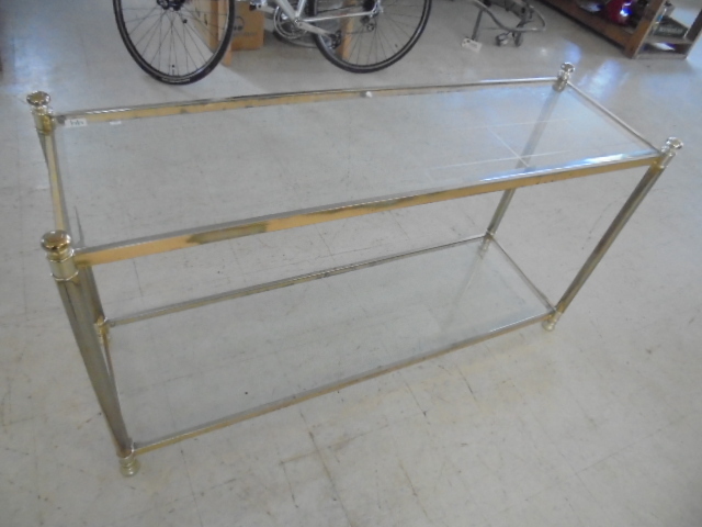 lot 13 image: Sofa Table