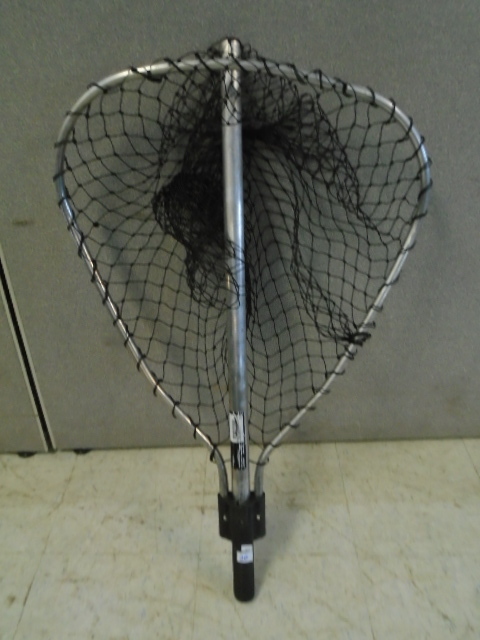lot 20 image: Landing Net