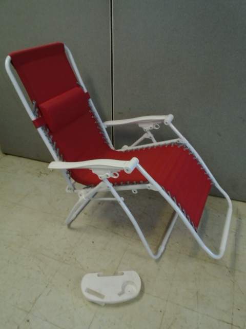 lot 25 image: Zero Gravity Lounger - White and Red