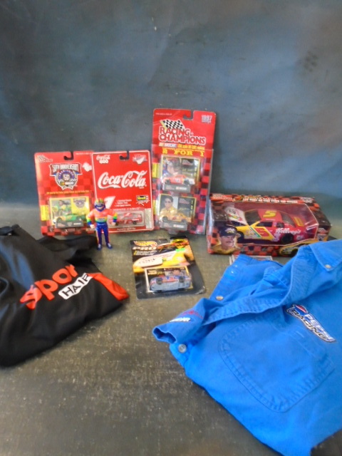 lot 99 image: Car Racing Memorabilia