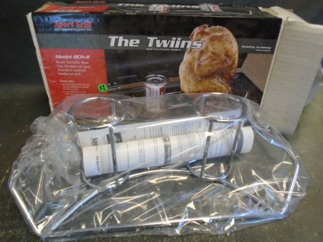 lot 105 image: Beer Can Chicken Cooker and Kabob Baskets