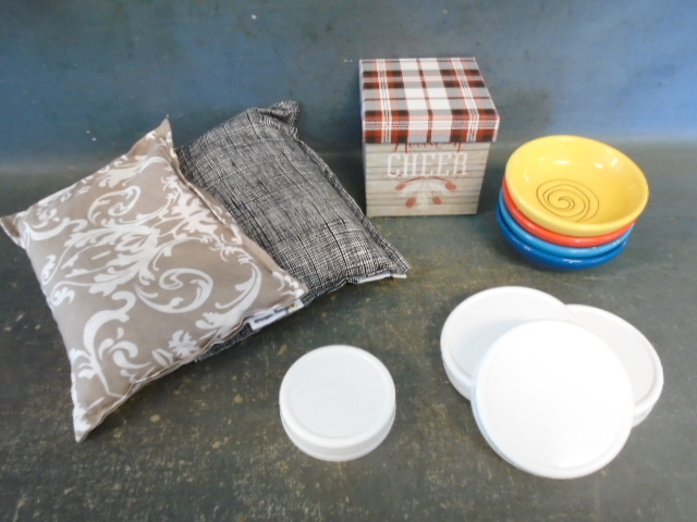 lot 133 image: Miscellaneous Items