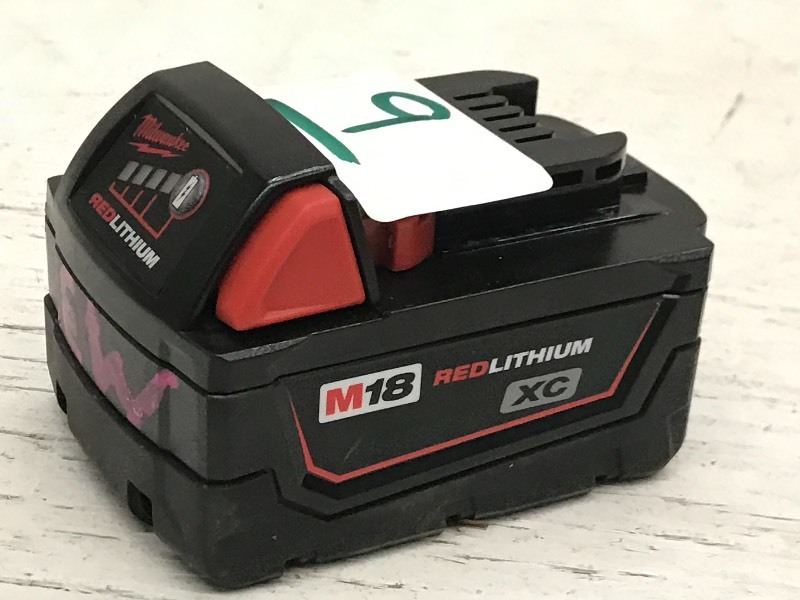 lot 9 image: Milwaukee M18 Battery