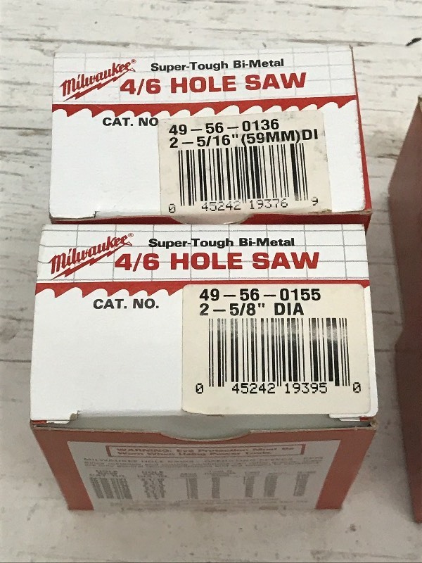 lot 20 image: (11) Milwaukee Hole-Saw Bits