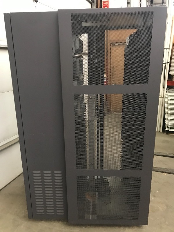 lot 1 image: Sun Microsystems StorageTek SL3000 ...