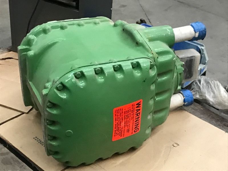 lot 15A image: Lot Of (1) American Meter AL-800 Diaphragm Gas Meter & (1) Collet Chuck Holder