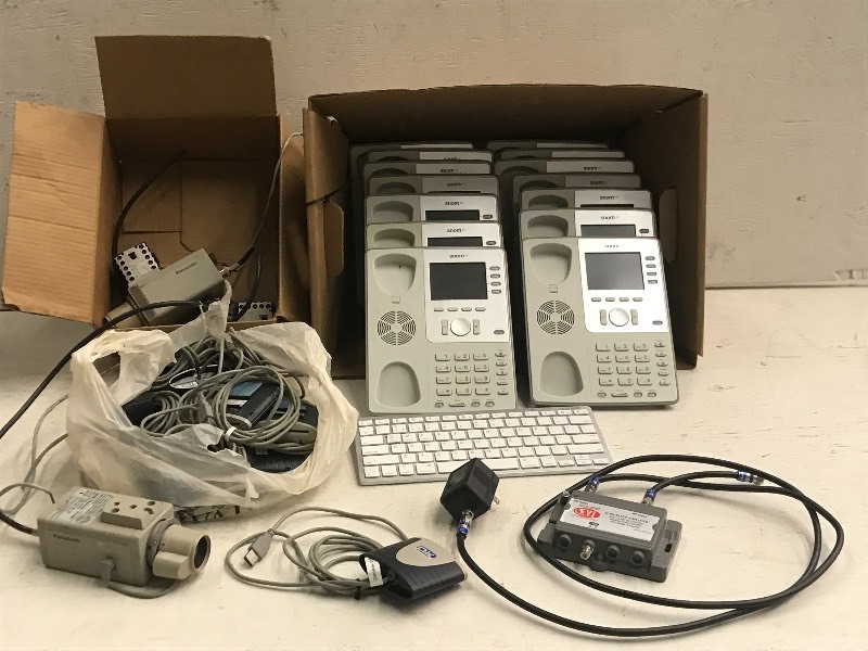 lot 25 image: Lot Of (10) OMNIKEY Smart Card Rea...