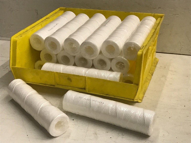 lot 40 image: Lot Of (19) Parker Filtration Stri...