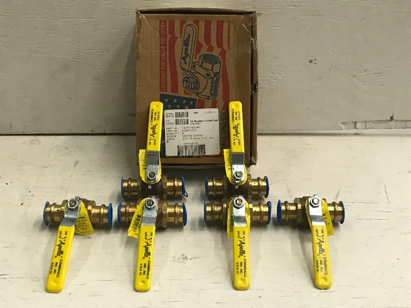 lot 42 image: Lot Of (6) Apollo Valves 34 77W-...