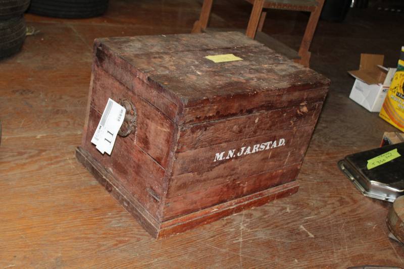 lot 11 image: M.N. Jarstad Wood Box