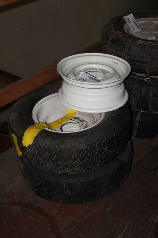 lot 19 image: P22575R15 Tire with 15in. Wheel, Spare Wheel