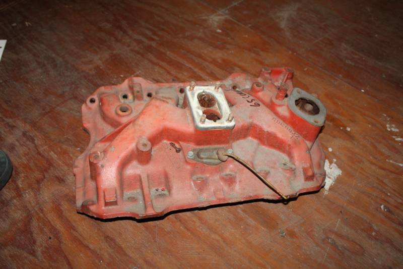 lot 51 image: 1965 Dodge Coronet V8 Intake Manifold