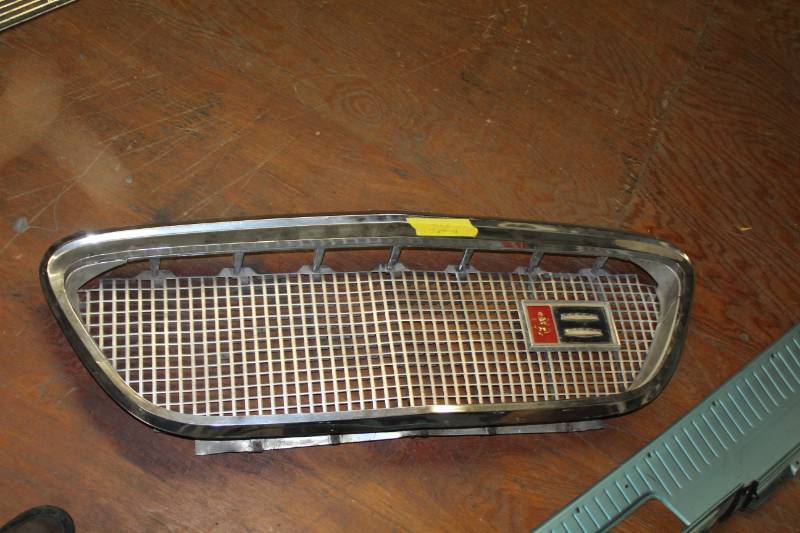 lot 105 image: Newport Grill