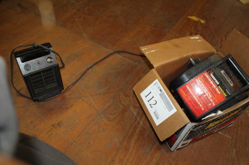 lot 112 image: Keeper 2000lbs. Electric Boat Winch, Electric Heater