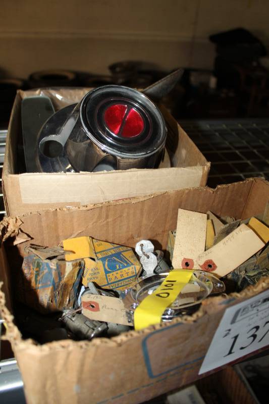 lot 137 image: Lock Cylinders, Rear View Mirrors, Door Handles, Center Caps