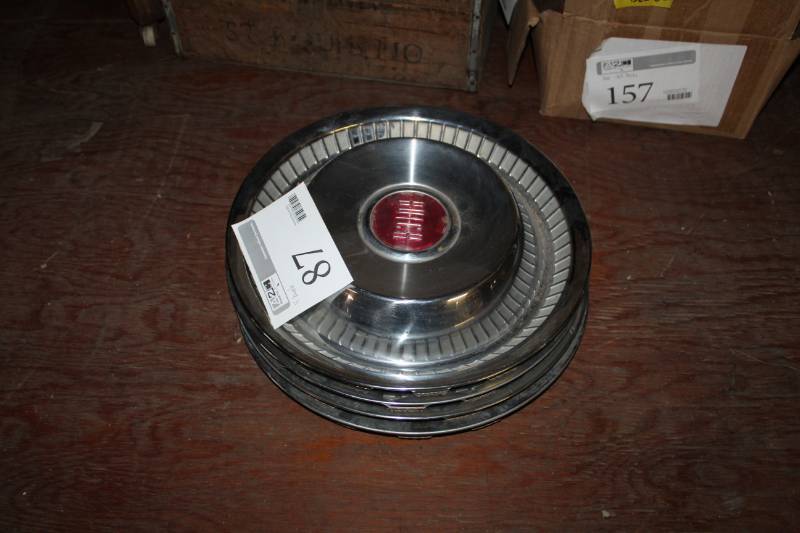 lot 87 image: Buick Wheel Hubcaps