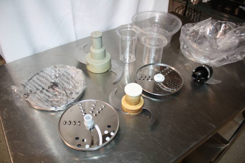lot 140 image: Food Processors Parts