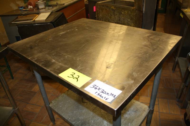 lot 32 image: Stainless Table with 1 Shelf