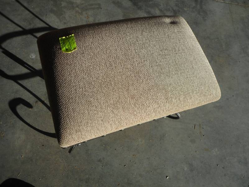 lot 11 image: Footstool