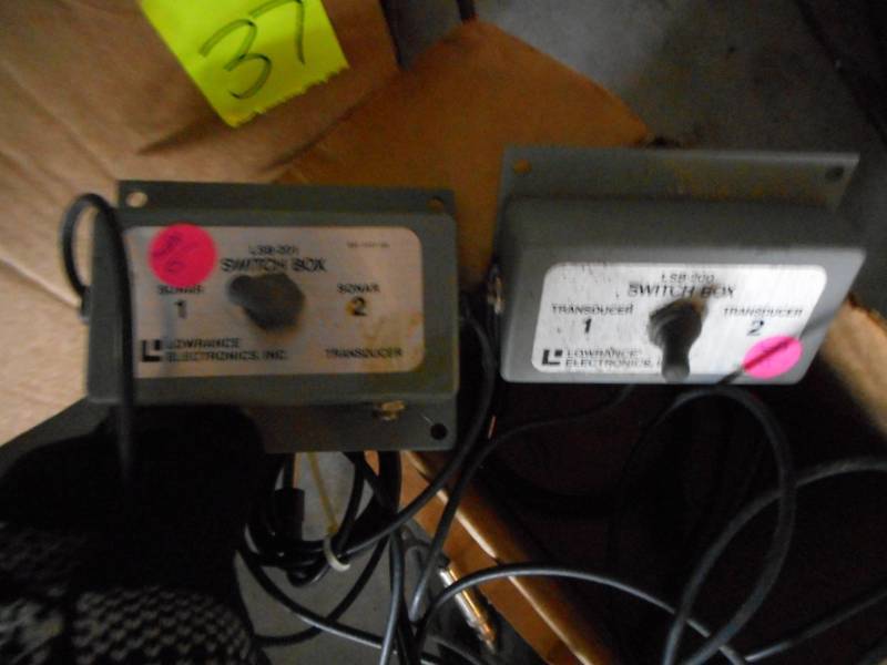 lot 37 image: Electrical Items