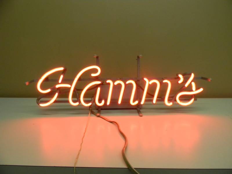 lot 3 image: VINTAGE HAMMS BEER BRIGHT RED NEON LIGHT - WORKS GREAT - APPROX 26 BY 9 - SEE PICTURES
