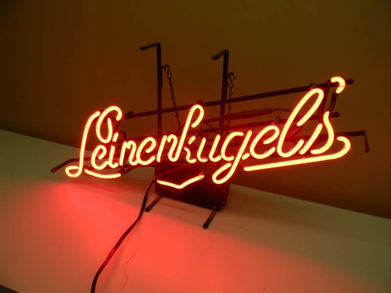 leinenkugel neon sign