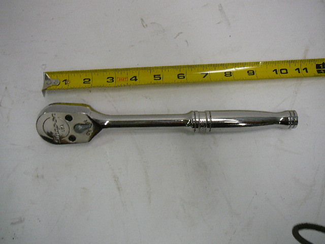 lot 10 image: Snap-On Ratchet  12 Drive