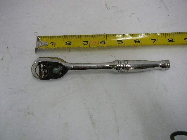 lot 11 image: Snap-On Ratchet  38 Drive