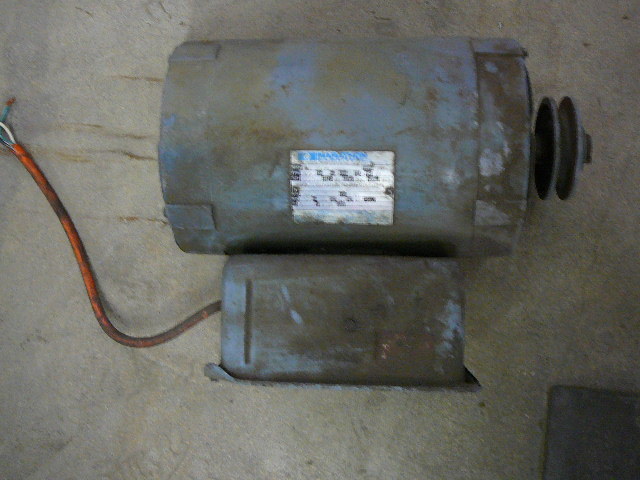 lot 25 image: Marathon Electric 5 HP Single Phase Motor