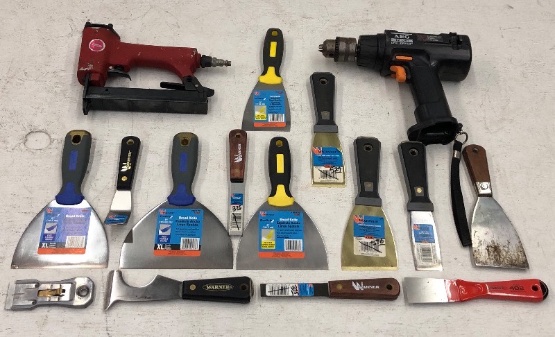 lot 54 image: Assorted Hand Tools, Cordless Drill, Stapler