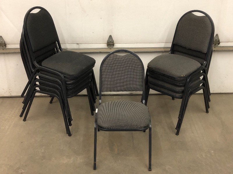 lot 41 image: (10) Steel-Framed Banquet Chairs