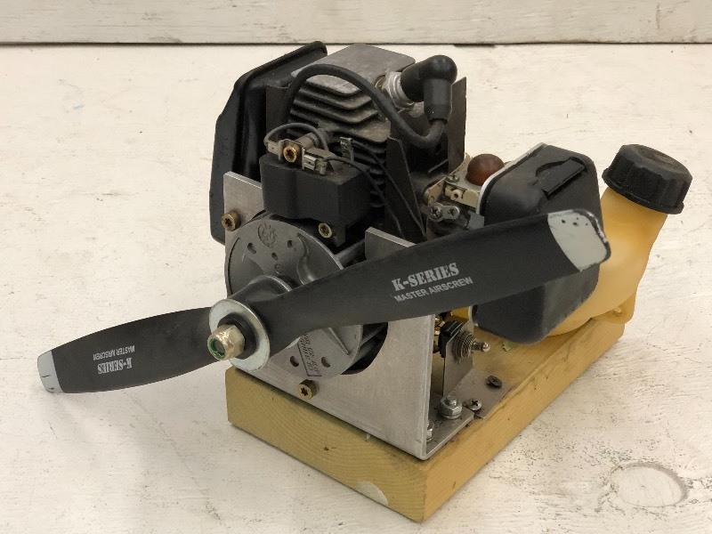 lot 42 image: 15# Single Cylinder Engine