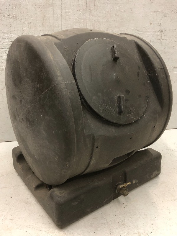 lot 78 image: Compost Tumbler Bin