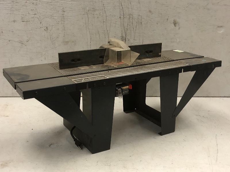 lot 88 image: Vermont American Router  Shaper Table