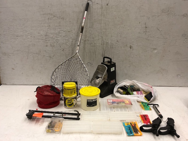 lot 92 image: LP-Gas Heater, Fishing Supplies, Boat Accessories, Etc