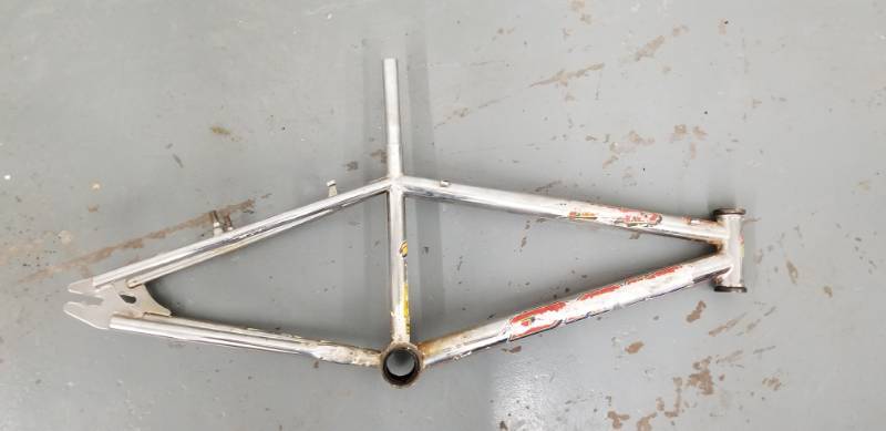 lot 39 image: 1990s Dyno Nitro BMX Frame in Chrome